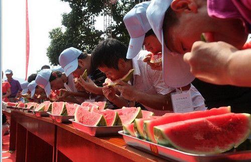 吃瓜每日大赛,年度热门事件盘点，揭秘娱乐圈幕后真相